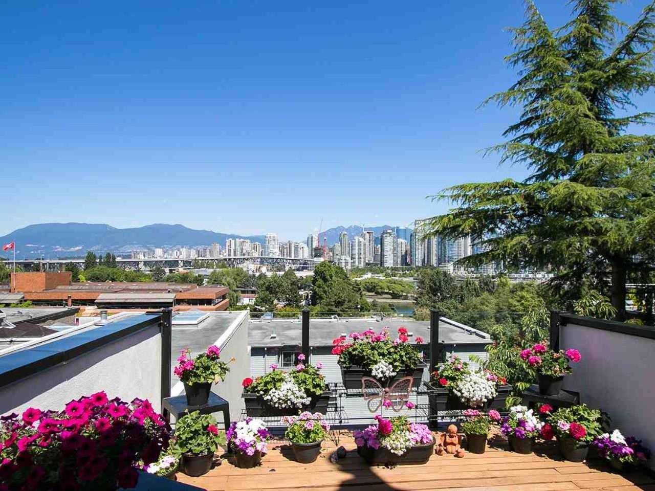 Apartamento Billion Dollar Views In A Beautiful Fairview Slopes Heritage House Vancouver Exterior foto
