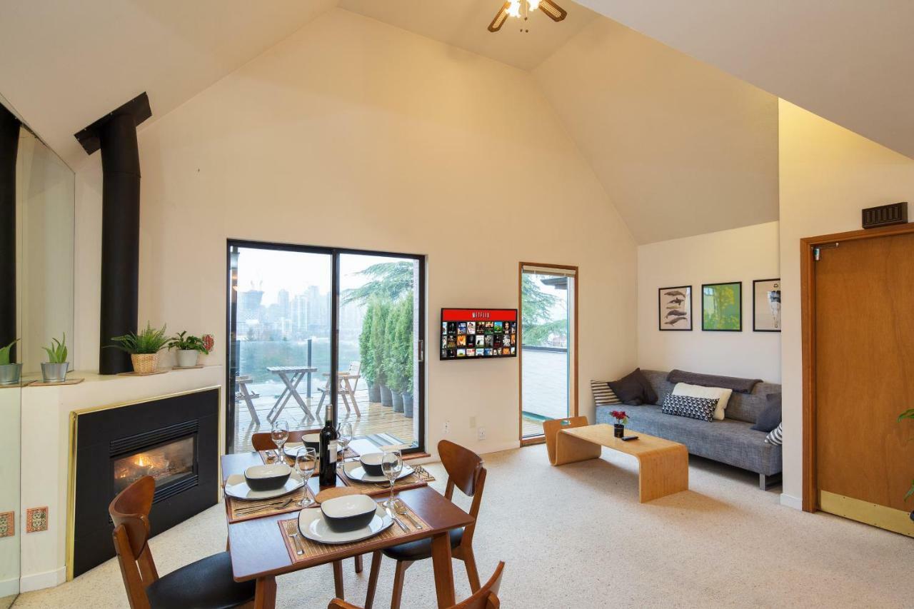 Apartamento Billion Dollar Views In A Beautiful Fairview Slopes Heritage House Vancouver Exterior foto