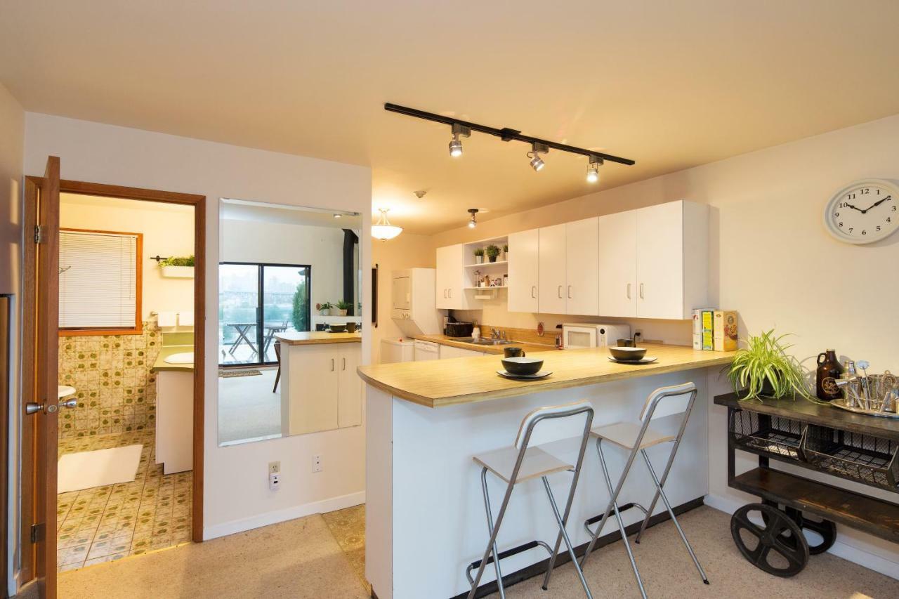 Apartamento Billion Dollar Views In A Beautiful Fairview Slopes Heritage House Vancouver Exterior foto